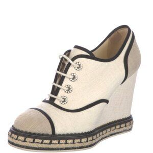 Chanel Interlocking CC Logo Beige Jute Espadrille Pumps